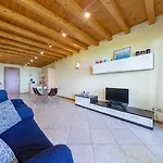 Villa Venezia PT5 Apartment by Wonderful Italy